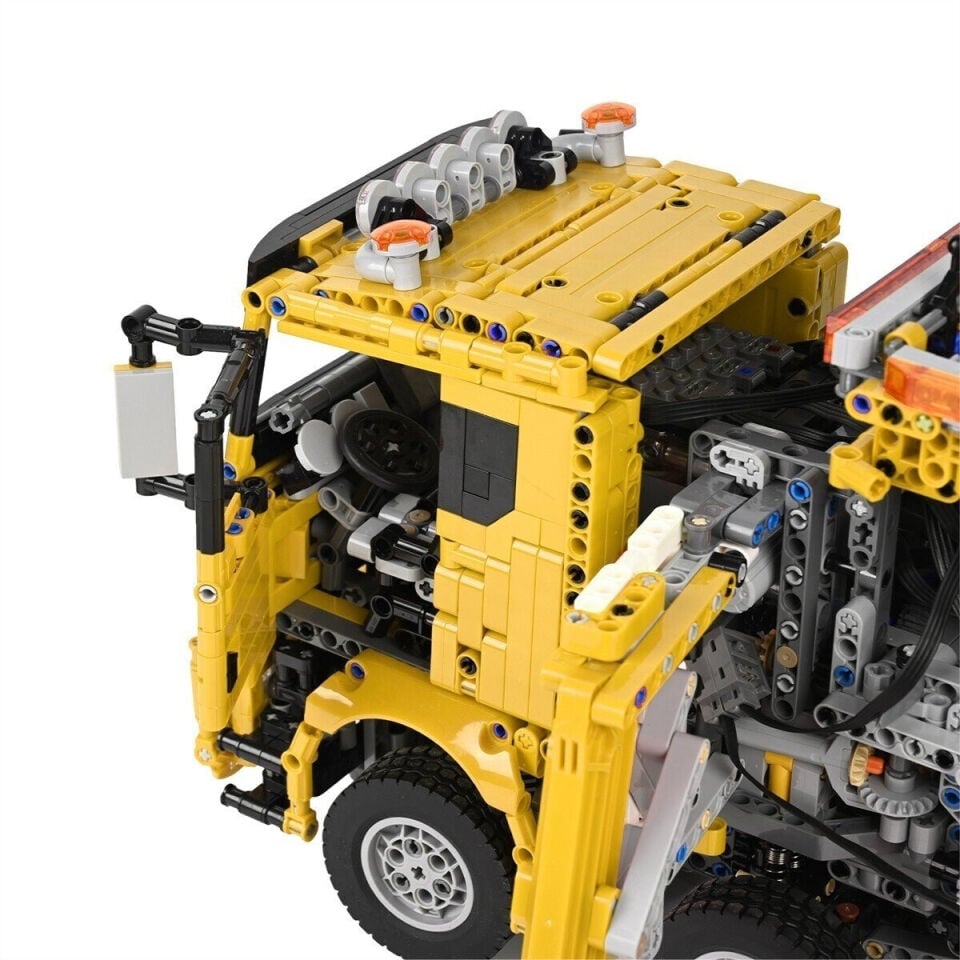 17028 Road Rescue 4.883 Parça RC Yol Kurtarma Aracı Yapı Blok Seti